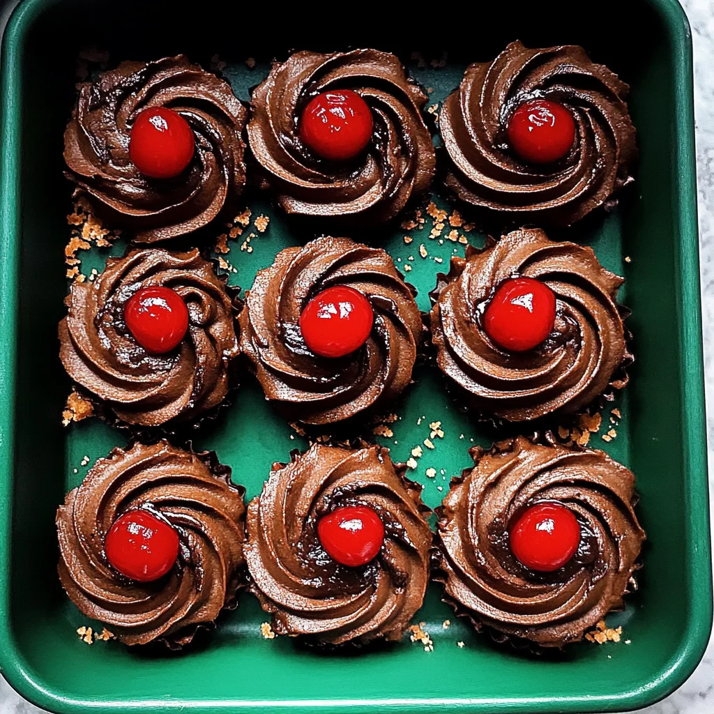 Piped Chocolate Butter Cookies